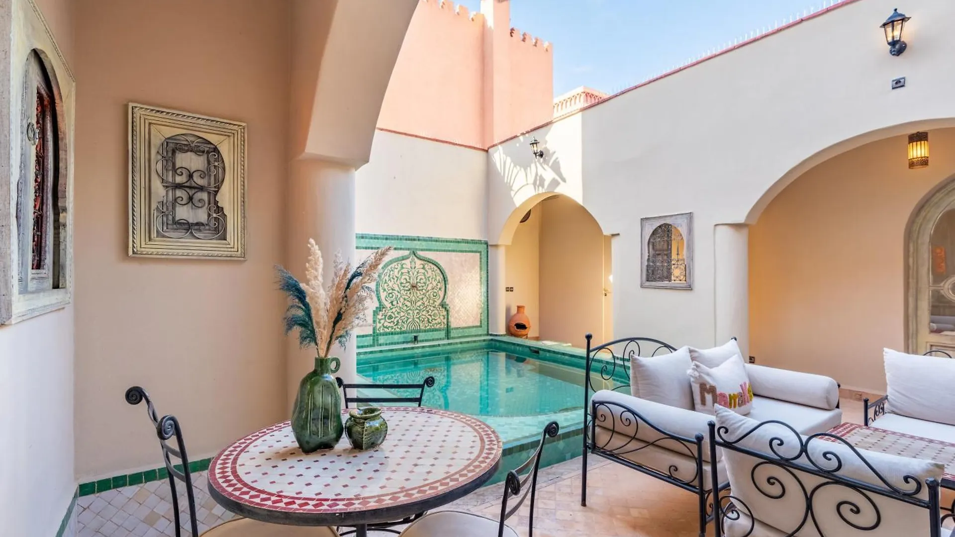 Riad De Charme 4 Chambres A La Palmeraie Marrakesh