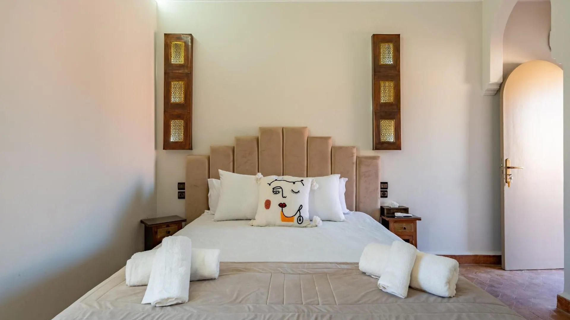 Riad De Charme 4 Chambres A La Palmeraie Marrakesh
